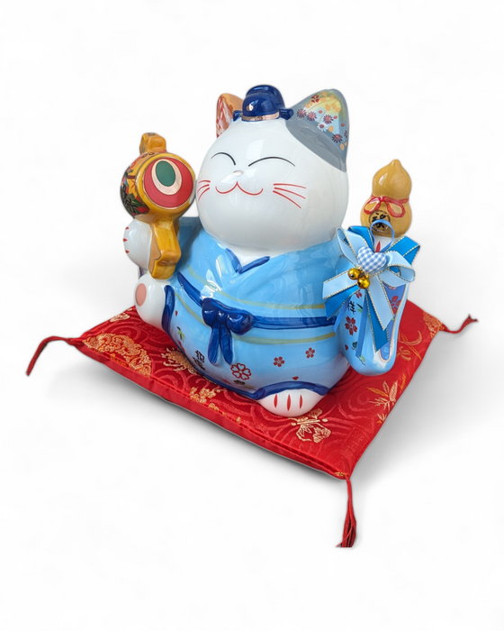 Lucky Cat Maneki Neko