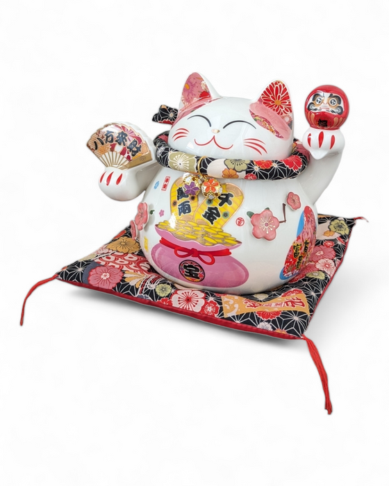 Lucky Cat Maneki Neko