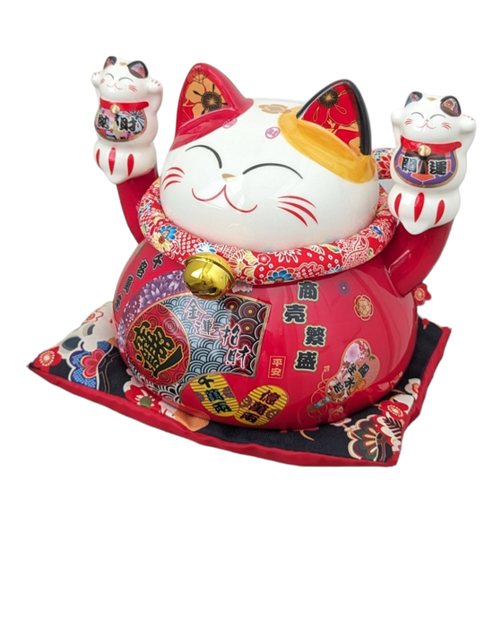 Lucky Cat Maneki Neko