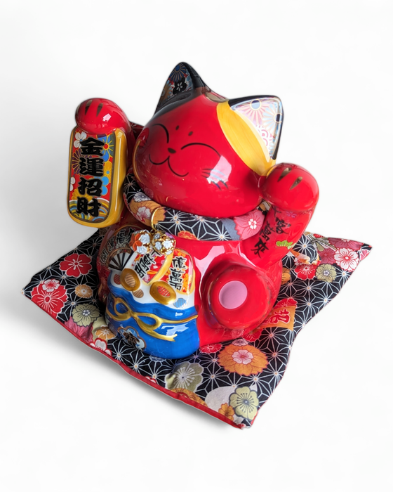 Lucky Cat Maneki Neko